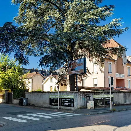 Apartman Le Croizat 9. Parking. Clim. Buanderie